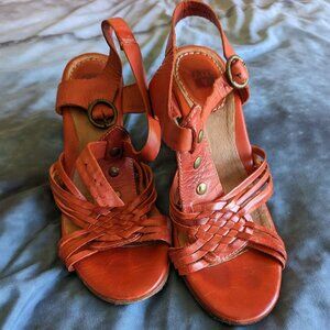Frye Orange Leather Wooden Wedge Gabriella Sandals